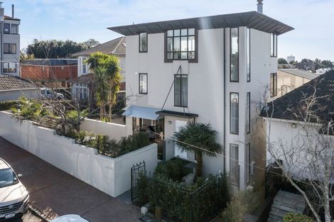 Photo of property in 2/32 Brighton Road, Parnell, Auckland, 1052