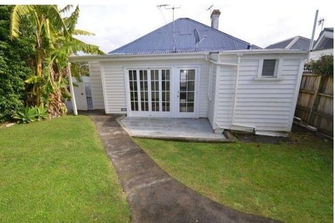 Photo of property in 1 Alberon Street, Parnell, Auckland, 1052