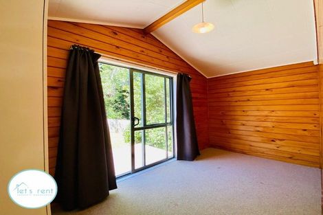 Photo of property in 30 Leaver Place, Weymouth, Auckland, 2103