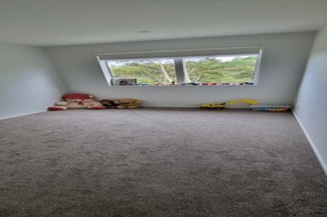 Photo of property in 19 Kaimai Avenue, Massey, Auckland, 0614
