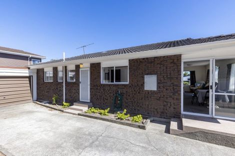 Photo of property in 70a Rimu Street, Waikanae, 5036