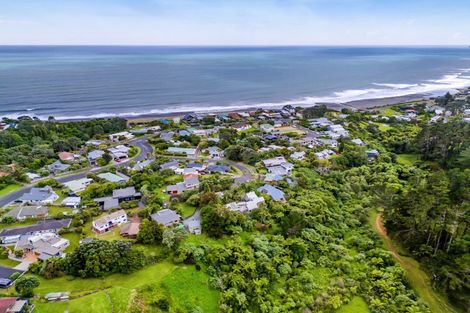 Photo of property in 24 Prudence Place, Oakura, 4314