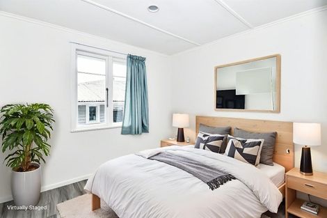 Photo of property in 18 Chilcott Road, Henderson, Auckland, 0612