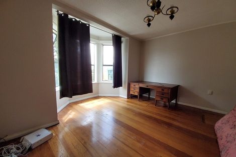 Photo of property in 7-7a Vogel Street, Mount Victoria, Wellington, 6011