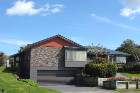 Photo of property in 3 Maple Crescent, Whalers Gate, New Plymouth, 4310