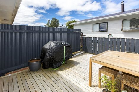 Photo of property in 19a Gemstone Drive, Birchville, Upper Hutt, 5018