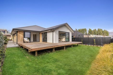 Photo of property in 7 Landsborough Lane, Wanaka, 9305