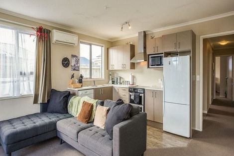 Photo of property in 1/63 Royal Crescent, Saint Kilda, Dunedin, 9012