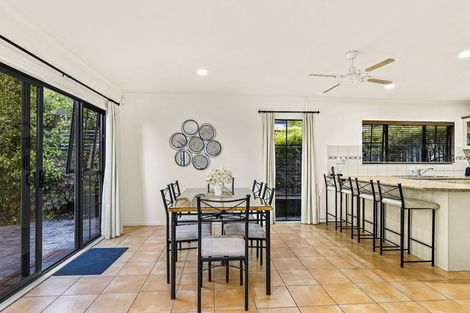 Photo of property in 5 Ruze Vida Drive, Massey, Auckland, 0614