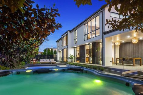 Photo of property in 15a Garden Road, Merivale, Christchurch, 8014