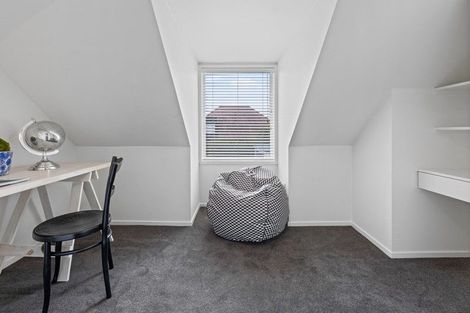 Photo of property in 137c Memorial Avenue, Burnside, Christchurch, 8053
