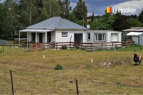 Photo of property in 42 Ritchie Road, Dunback, Palmerston, 9483