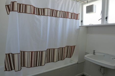 Photo of property in 27-29 Niagara Street, Waitangirua, Porirua, 5024
