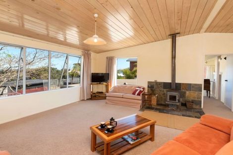 Photo of property in 7 Powells Road, Cable Bay, 0420