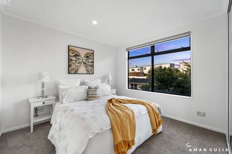 Photo of property in 36d Walker Road, Point Chevalier, Auckland, 1022