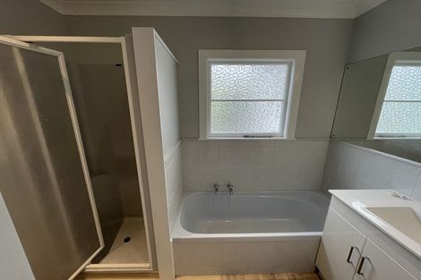 Photo of property in 1/25 Aorangi Road, Bryndwr, Christchurch, 8053