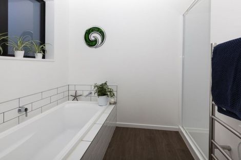 Photo of property in 166 Penruddock Rise, Westmorland, Christchurch, 8025