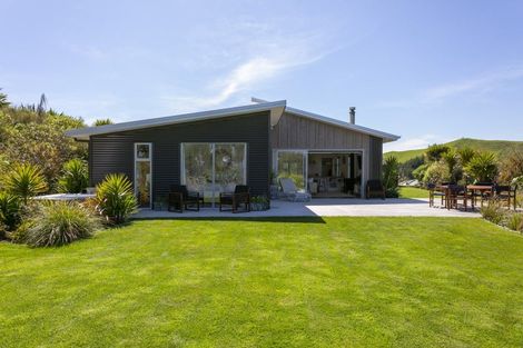 Photo of property in 550 Whangamata Road, Kinloch, Taupo, 3377
