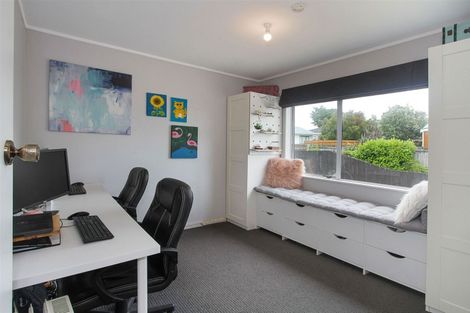 Photo of property in 25 Crispe Road, Clarks Beach, 2122