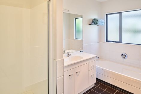 Photo of property in 57a Albatross Close, Whitby, Porirua, 5024