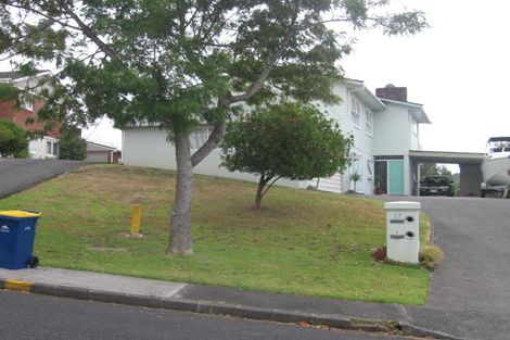 Photo of property in 17 Chequers Avenue, Glenfield, Auckland, 0629
