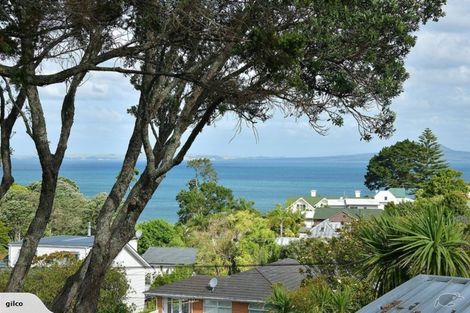 Photo of property in 2/8 Rewi Street, Torbay, Auckland, 0630