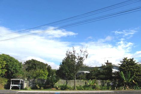 Photo of property in 173 View Road, Sunnyvale, Auckland, 0612