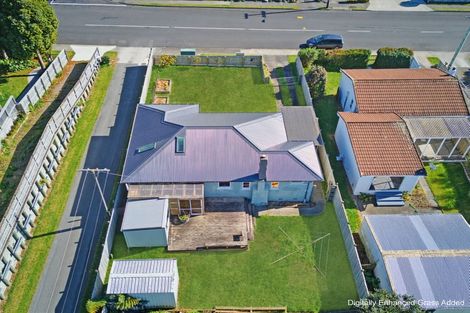 Photo of property in 403 Carrington Street, Upper Vogeltown, New Plymouth, 4310