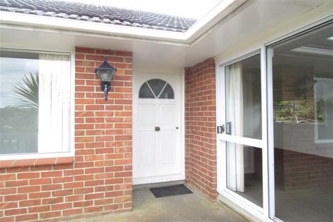 Photo of property in 11 Jellicoe Road, Murrays Bay, Auckland, 0630