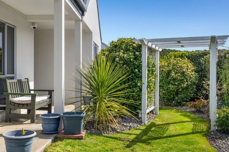 Photo of property in 26 Ranui Street, Waikawa, Picton, 7220