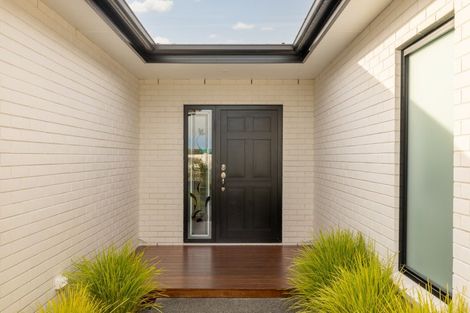 Photo of property in 79 Te Hurunui Drive, Pegasus, 7612