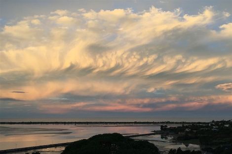 Photo of property in 64 Mount Pleasant Road, Mount Pleasant, Christchurch, 8081