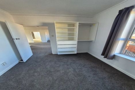 Photo of property in 102 Harbour Terrace, North Dunedin, Dunedin, 9016