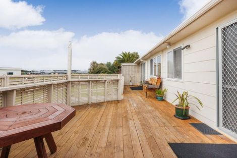 Photo of property in 20 Thomas Place, Foxton Beach, Foxton, 4815