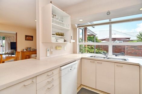 Photo of property in 158 Avonhead Road, Avonhead, Christchurch, 8042