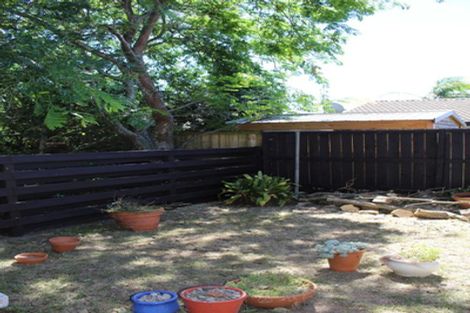 Photo of property in 12 Pohutukawa Place, Ellerslie, Auckland, 1051