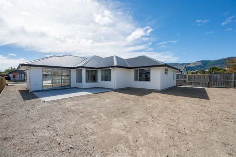 Photo of property in 6 Lassen Place, Stoke, Nelson, 7011