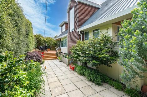 Photo of property in 12 Preston Crescent, Belleknowes, Dunedin, 9011