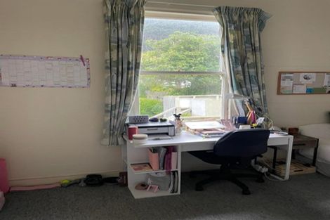 Photo of property in 77 Austin Street, Mount Victoria, Wellington, 6011