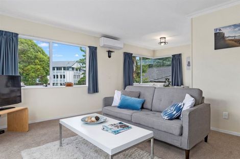 Photo of property in 413b Devonport Road, Tauranga South, Tauranga, 3112