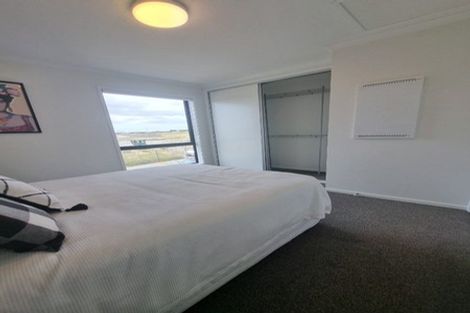 Photo of property in 76 Rahopuru Road, Westgate, Auckland, 0614