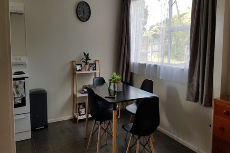 Photo of property in 18 Normandy Place, Henderson, Auckland, 0610