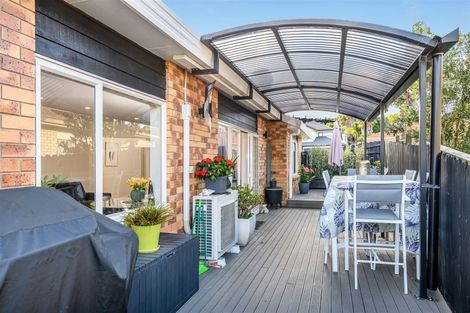 Photo of property in 6 San Bernadino Drive, Henderson, Auckland, 0612