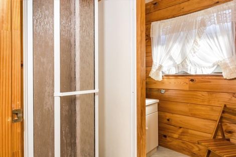 Photo of property in 16 Hinekapi Terrace, Kuratau, Turangi, 3381