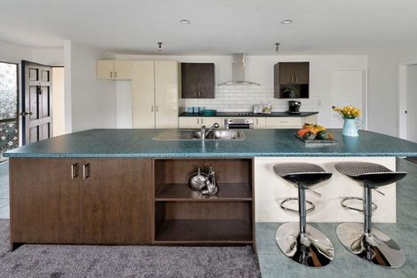 Photo of property in 39 Zefiro Drive, Massey, Auckland, 0614