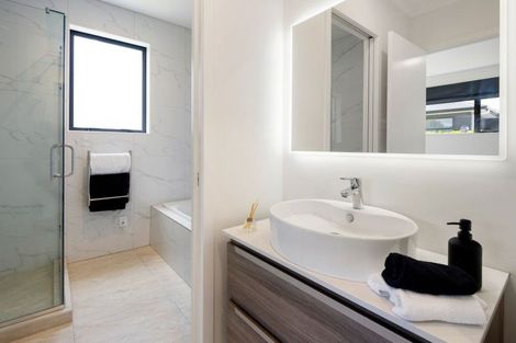 Photo of property in 8 Riverpoint Glade, Flagstaff, Hamilton, 3210