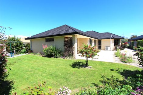 Photo of property in 34 Magnolia Drive, Springlands, Blenheim, 7201