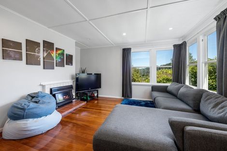 Photo of property in 18a Montgomery Avenue, Karori, Wellington, 6012