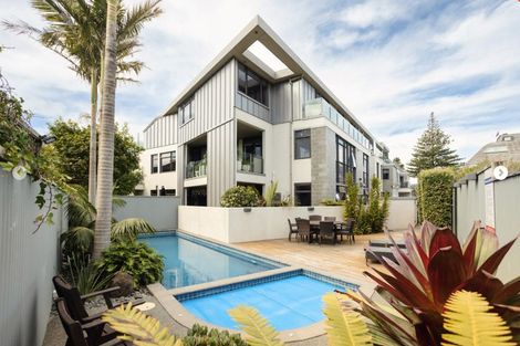 Photo of property in Vivaldi Apartments, 7/48 Marine Parade, Mount Maunganui, 3116