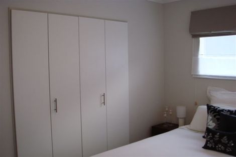 Photo of property in 1/49 Maungaraki Road, Korokoro, Lower Hutt, 5012